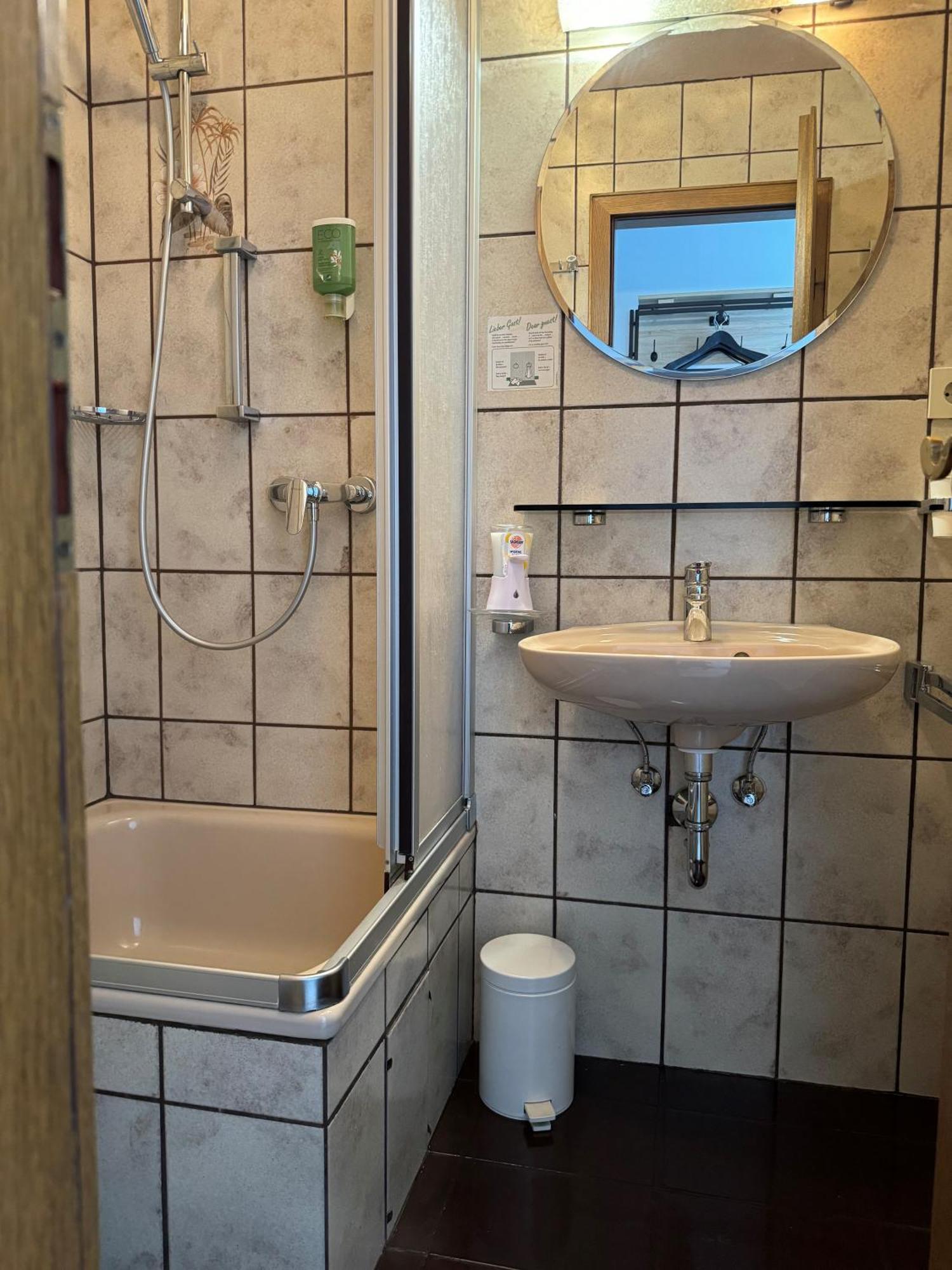 Hotel Zur Muehle Iserlohn Pokój zdjęcie