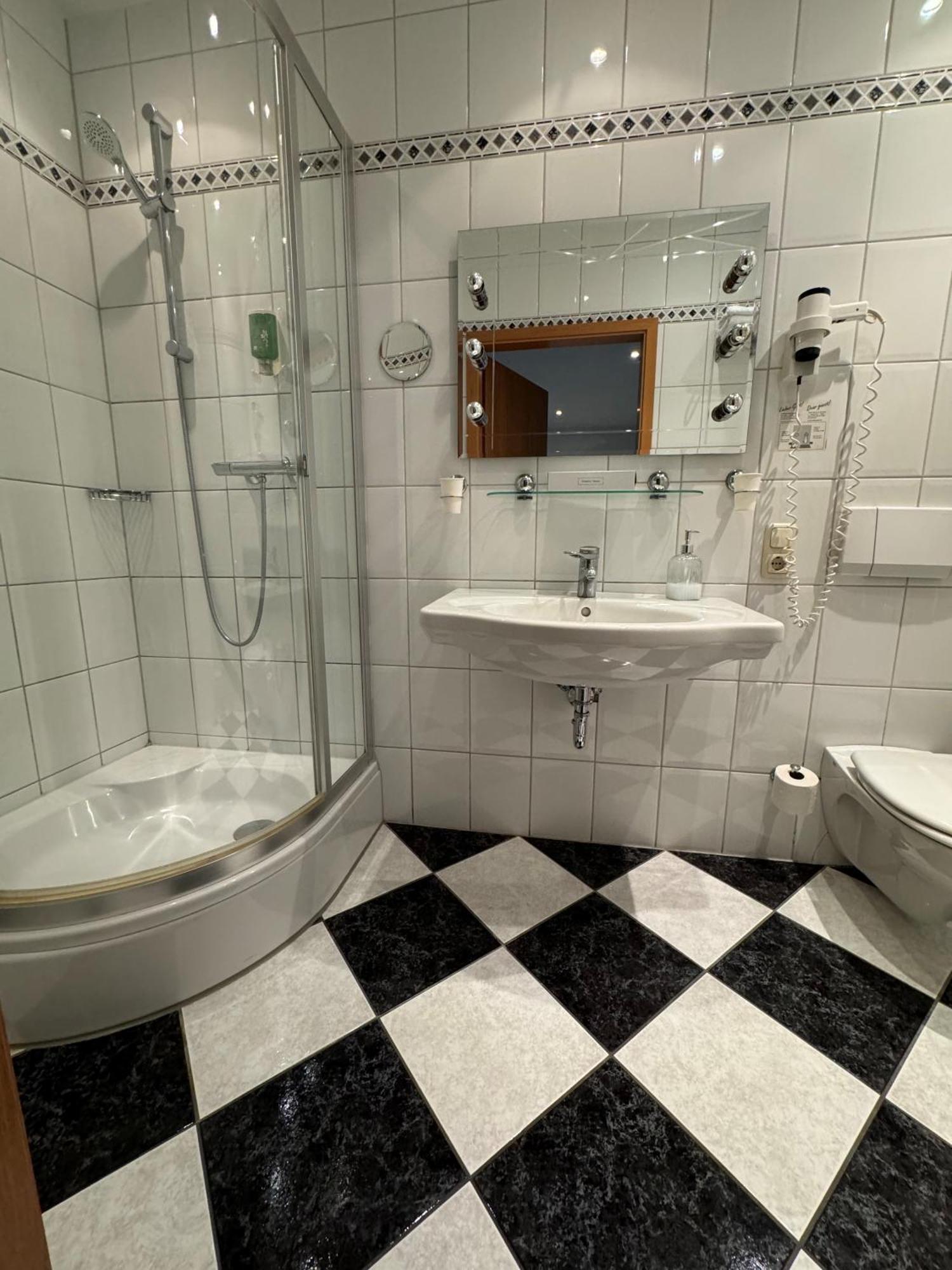 Hotel Zur Muehle Iserlohn Zewnętrze zdjęcie