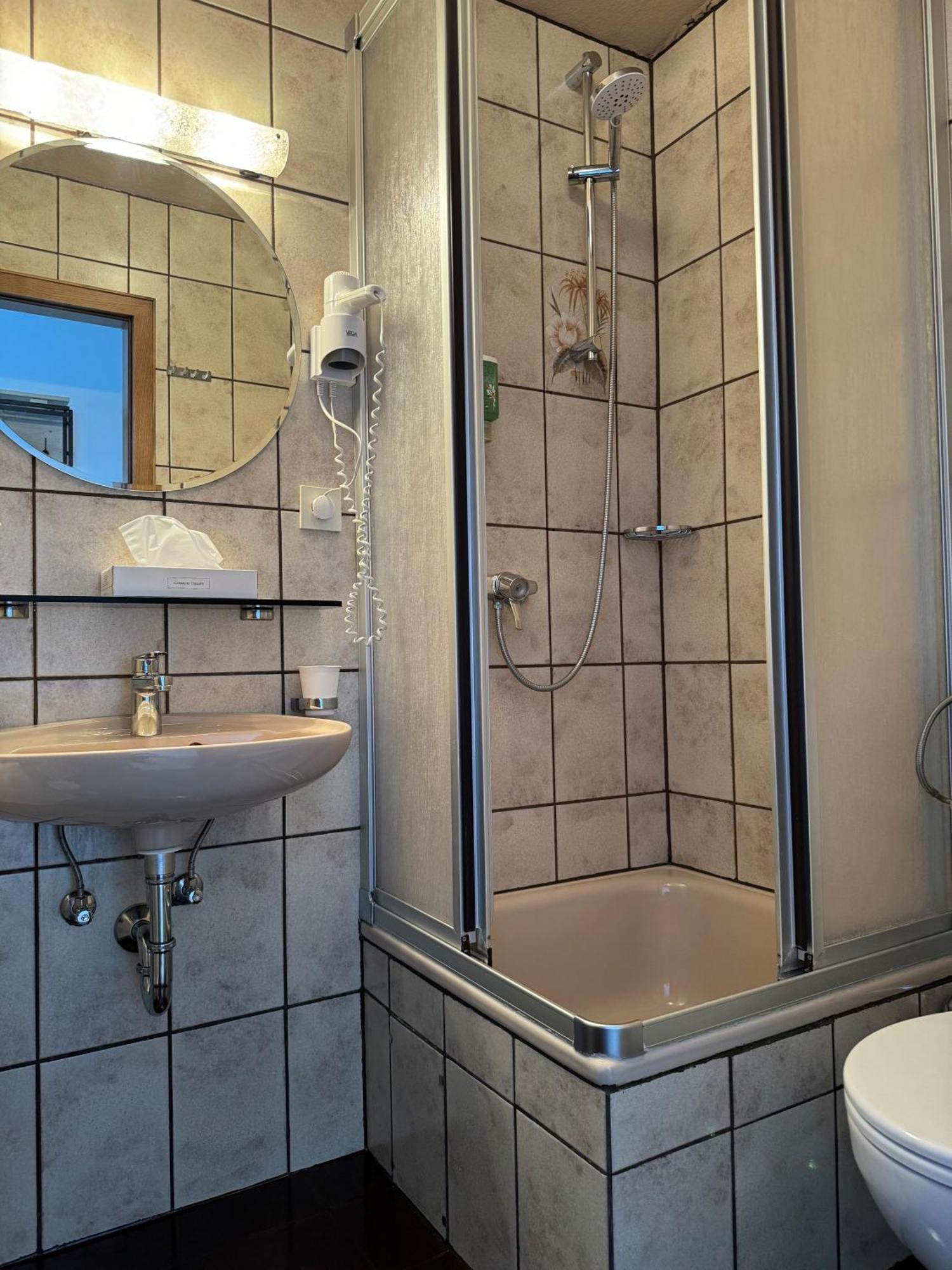 Hotel Zur Muehle Iserlohn Zewnętrze zdjęcie